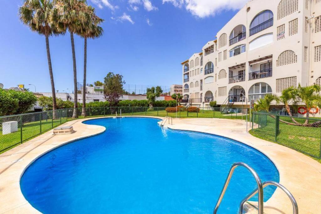 Carihuela Front Beach Torremolinos Exterior photo